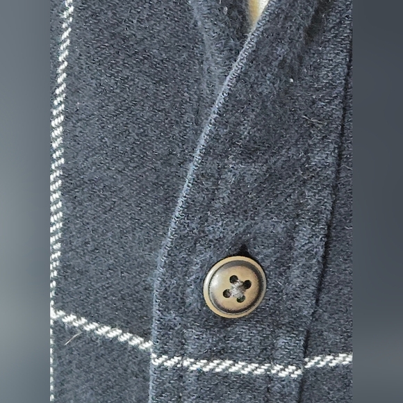 Vans Men’s Plaid Flannel Shirt – Tailored Fit Black Brown Check Button-Up Medium - Picture 6 of 8